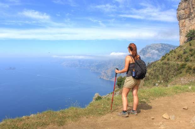 The Lone Explorer's Guide: Top 10 Tips for Solo Traveling Adventures